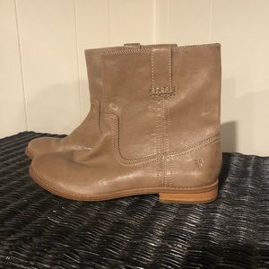 FRYE Anna Women’s Leather Boots